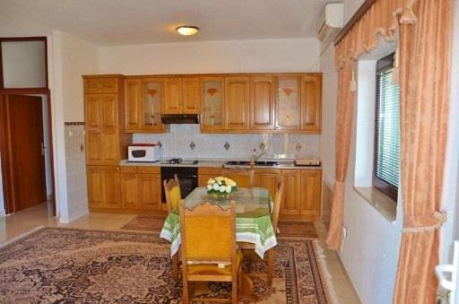 Apartment Knez Трогир Екстериор снимка