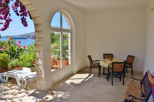 Apartment Knez Трогир Екстериор снимка